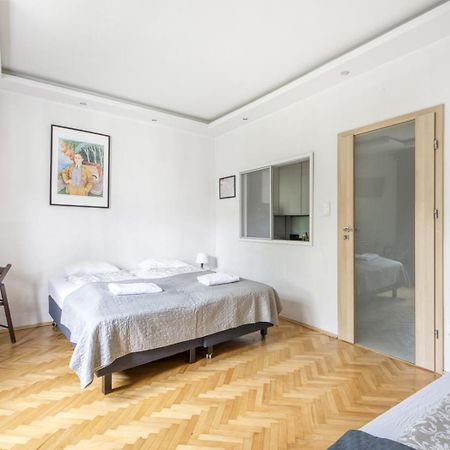 Labo Apartment Ogrodowa Warsaw Luaran gambar